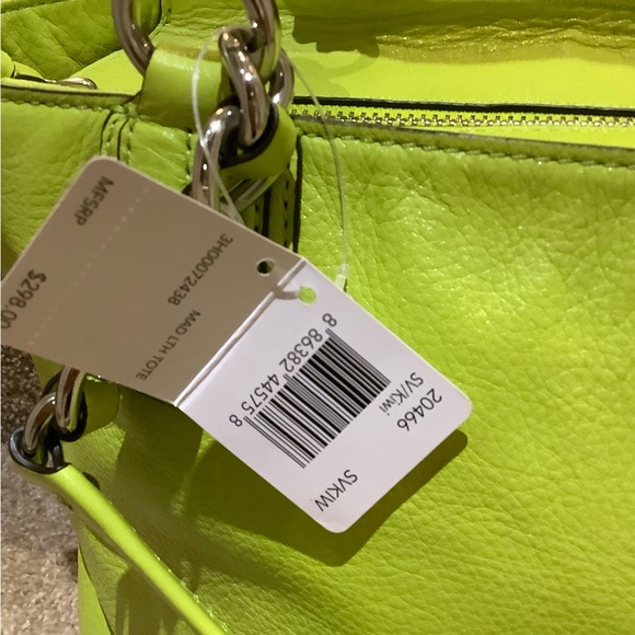 ๐๐HP๐๐Coach "RARE"- NWT Madison Tote #20466SV/KIWI w/ Scarf & Bracelet-All NWT - Picture 9 of 16